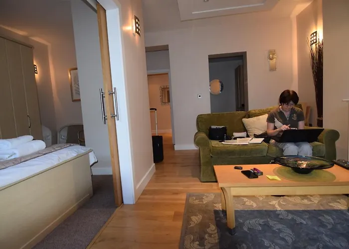 Easby Hall 22 * 스카버러