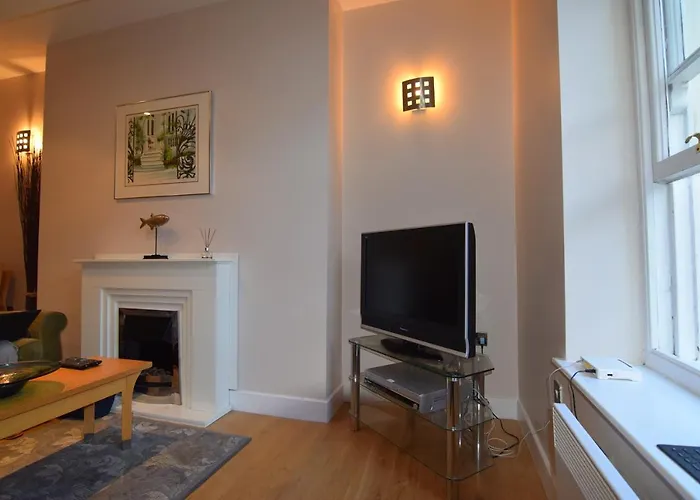 Easby Hall 22 * Scarborough