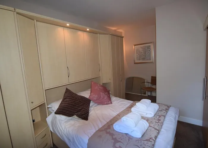 Easby Hall 22 Apartment *